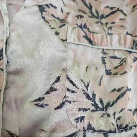 House of Harlow 1960 pink floral sleep shirt - Picture 6 of 8
